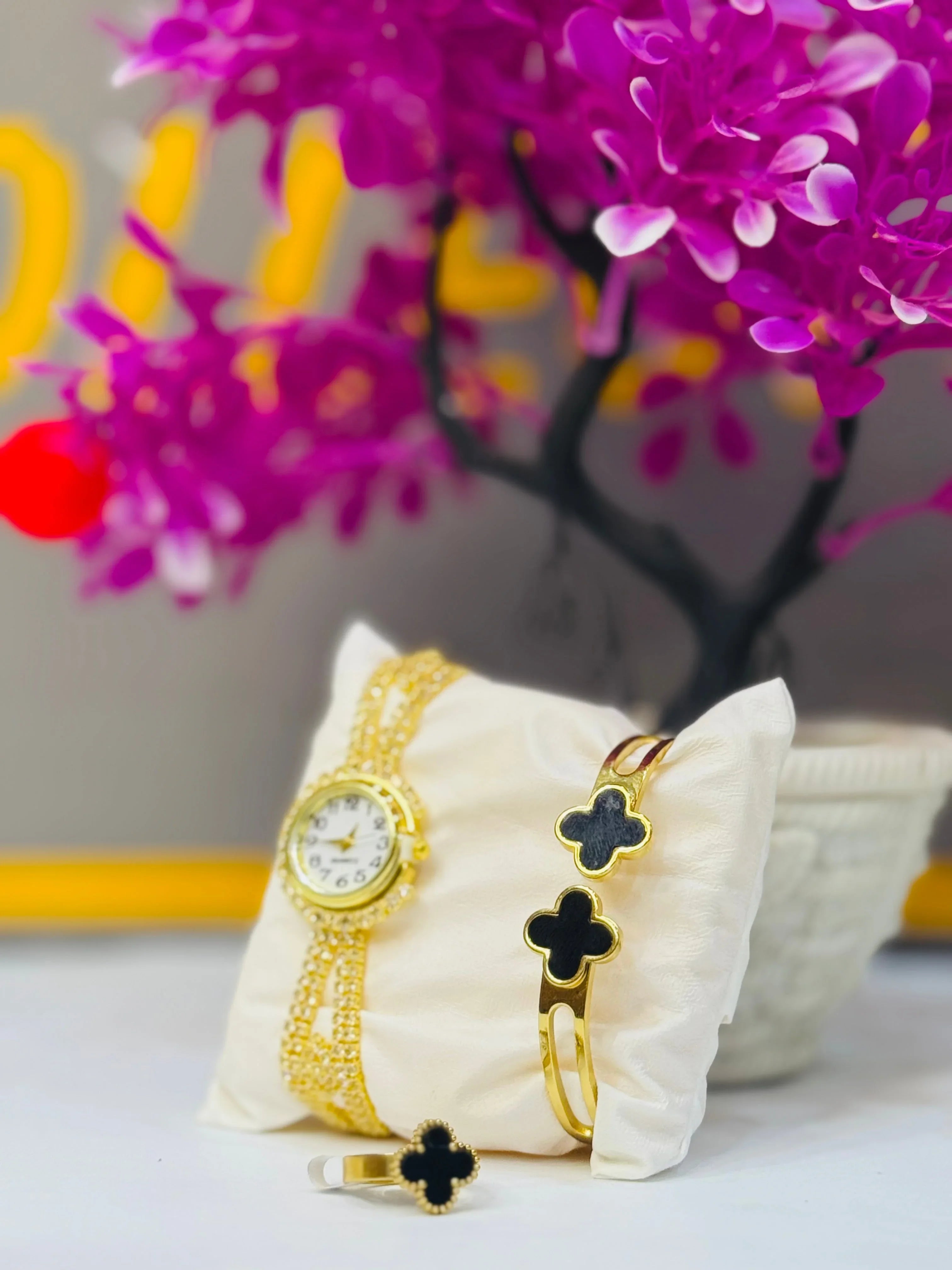 Wz-1 Pack of 3 Watch baracelet Ring